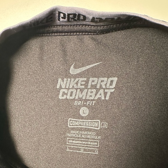 Nike Pro Combat Black Longsleeve - Picture 2 of 3